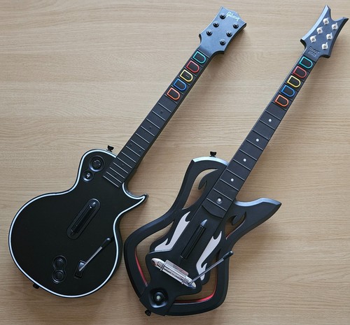 Guitar hero guitars - 2x,